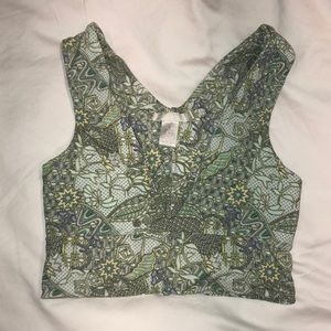NWOT Indah Meringue Deep U Top green size S